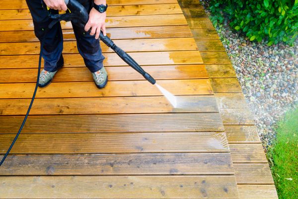 Cost of Deck Power Washing in Bradenton