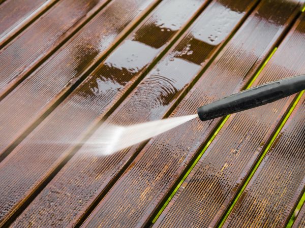 Cost of Deck Pressure Washing in Bradenton