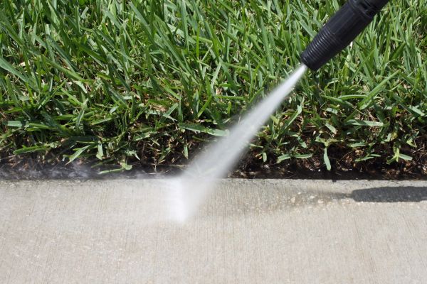 Cost of Sidewalk Cleaning in Bradenton