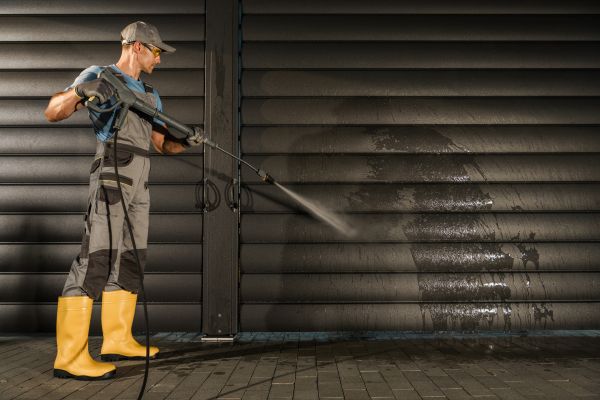 Cost of Garage Power Washing in Bradenton