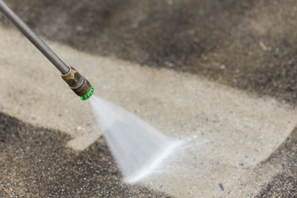 Cost of Garage Floor Power Washing in Bradenton