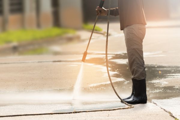Residential Concrete Cleaning in Bradenton
