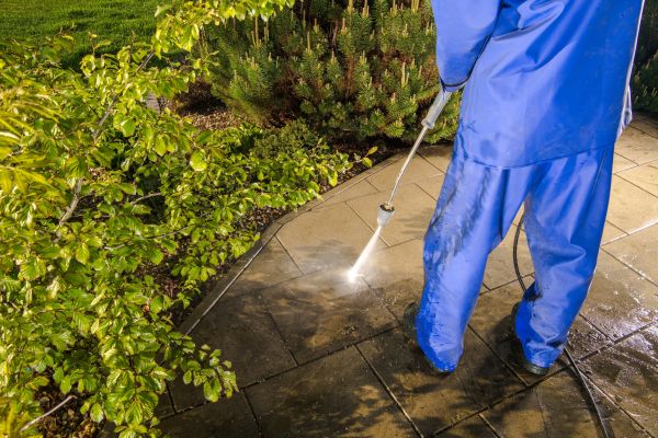 Cost of Hardscape Cleaning in Bradenton