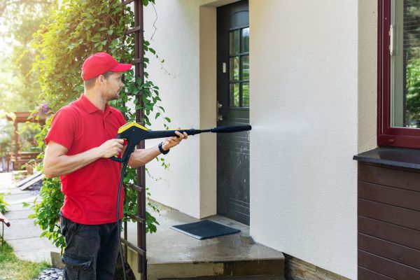 Cost of Building Exterior Cleaning in Bradenton