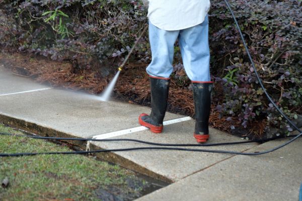 Cost of Sidewalk Washing in Bradenton