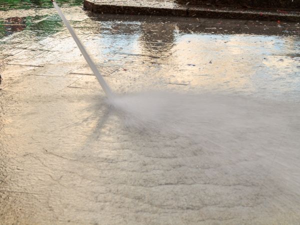 Cost of Pavement Cleaning Service in Bradenton