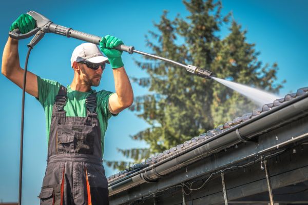 Cost of Gutter Jetting in Bradenton