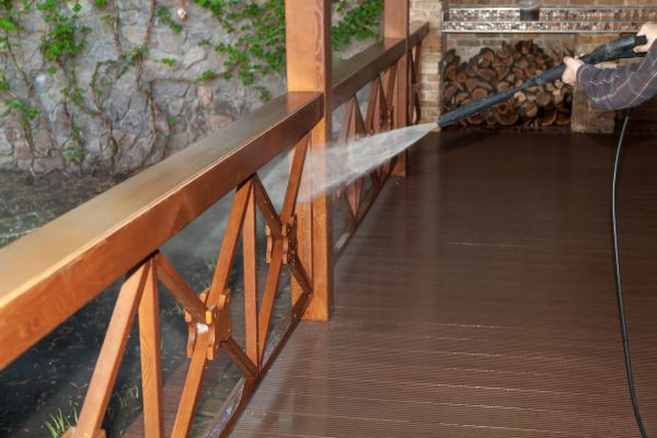 Porch Dirt Removal in Bradenton