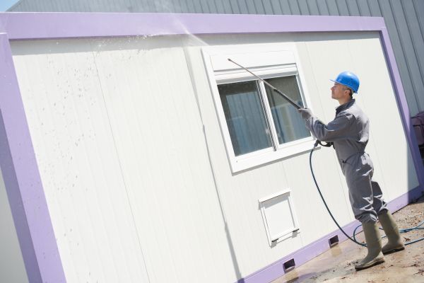 Cost of Apartment Pressure Washing in Bradenton